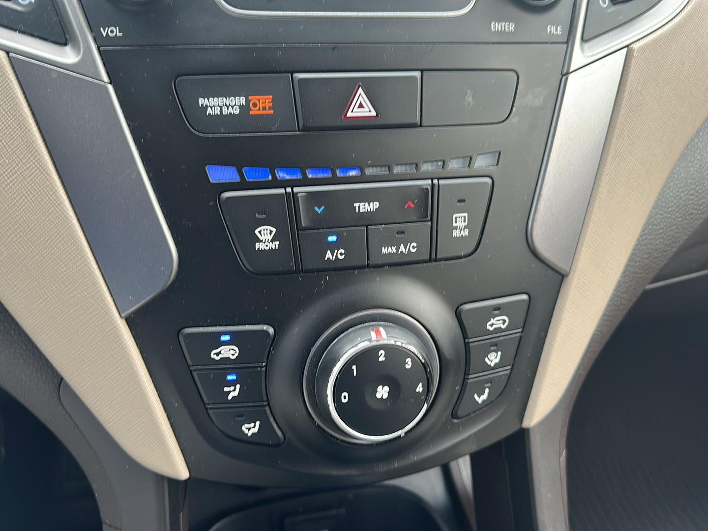 2016 Hyundai SANTA FE SPORT FWD 4Dr 2.4