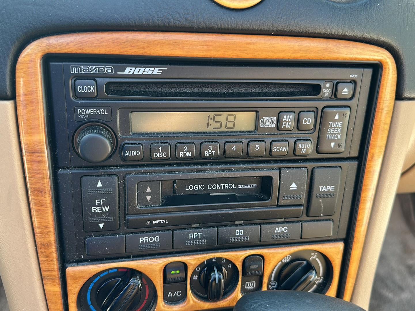 1999 Mazda Mazda MX-5 Miata Base