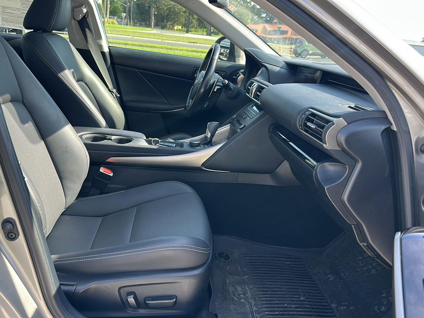 2020 Lexus Is IS 300