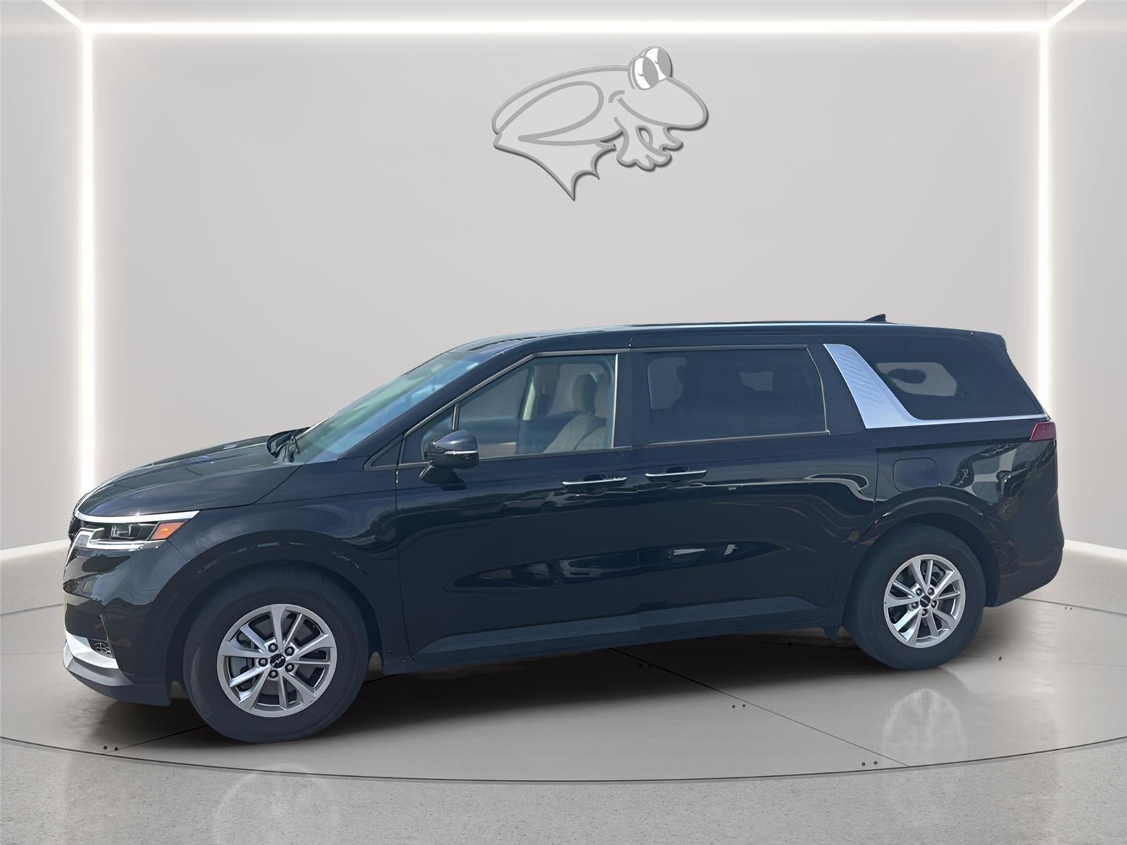 2024 Kia CARNIV LX