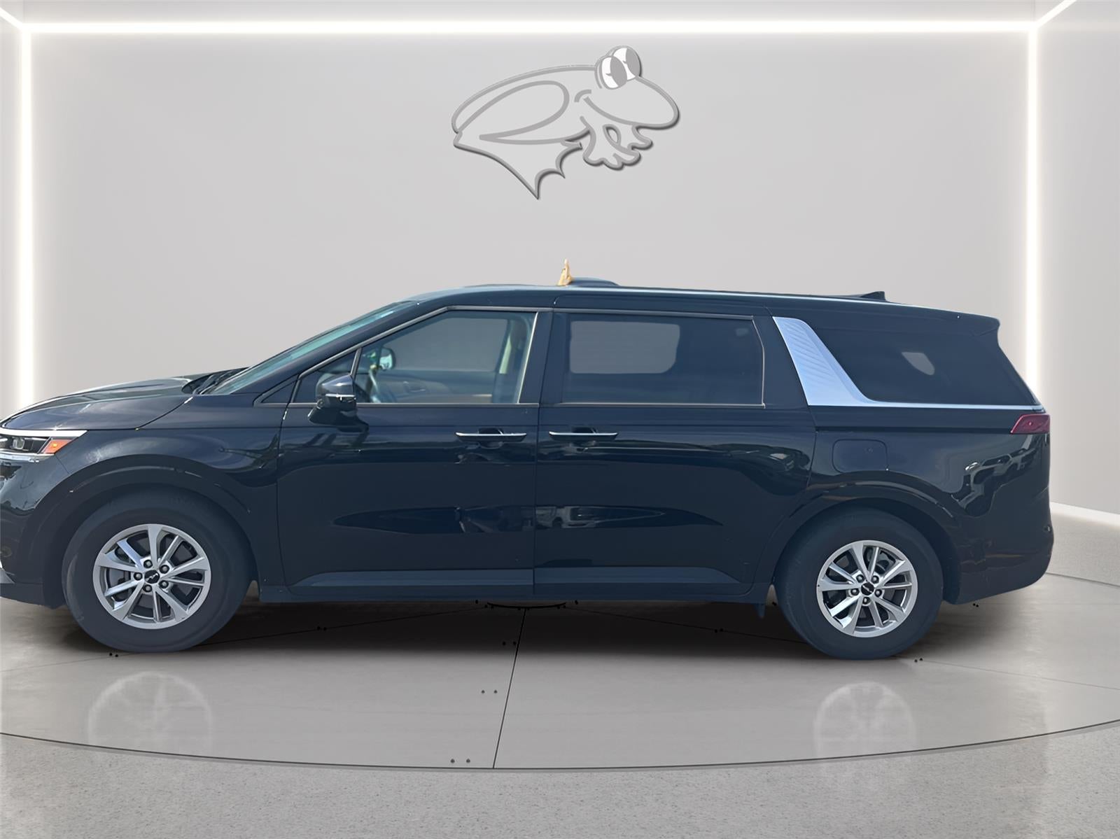 2024 Kia CARNIV LX