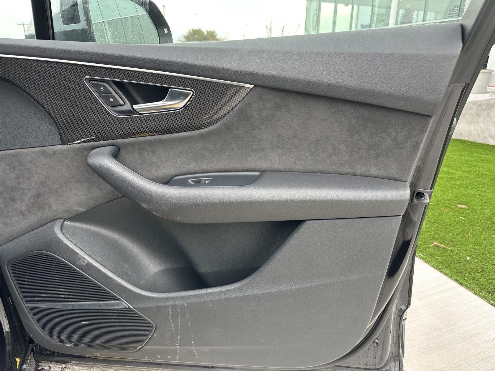 2021 Audi SQ7 Premium Plus