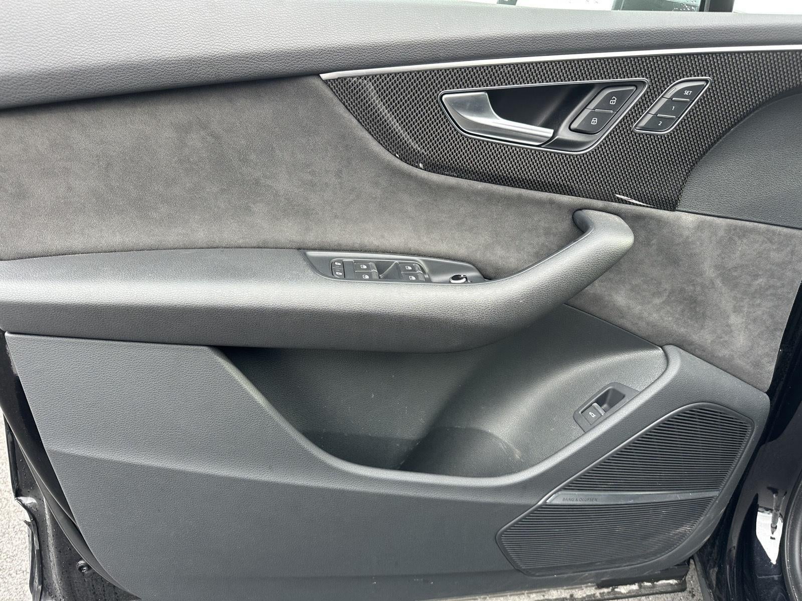 2021 Audi SQ7 Premium Plus