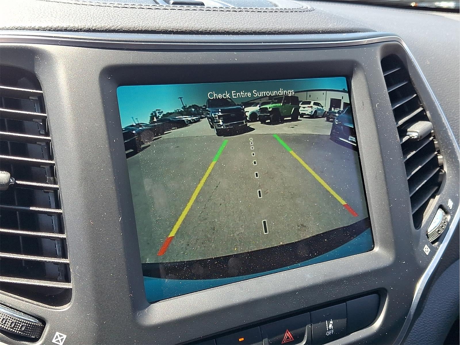 2023 Jeep Cherokee Altitude Lux