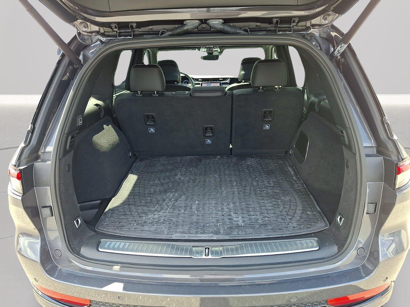 2025 Jeep Grand Cherokee Summit Reserve
