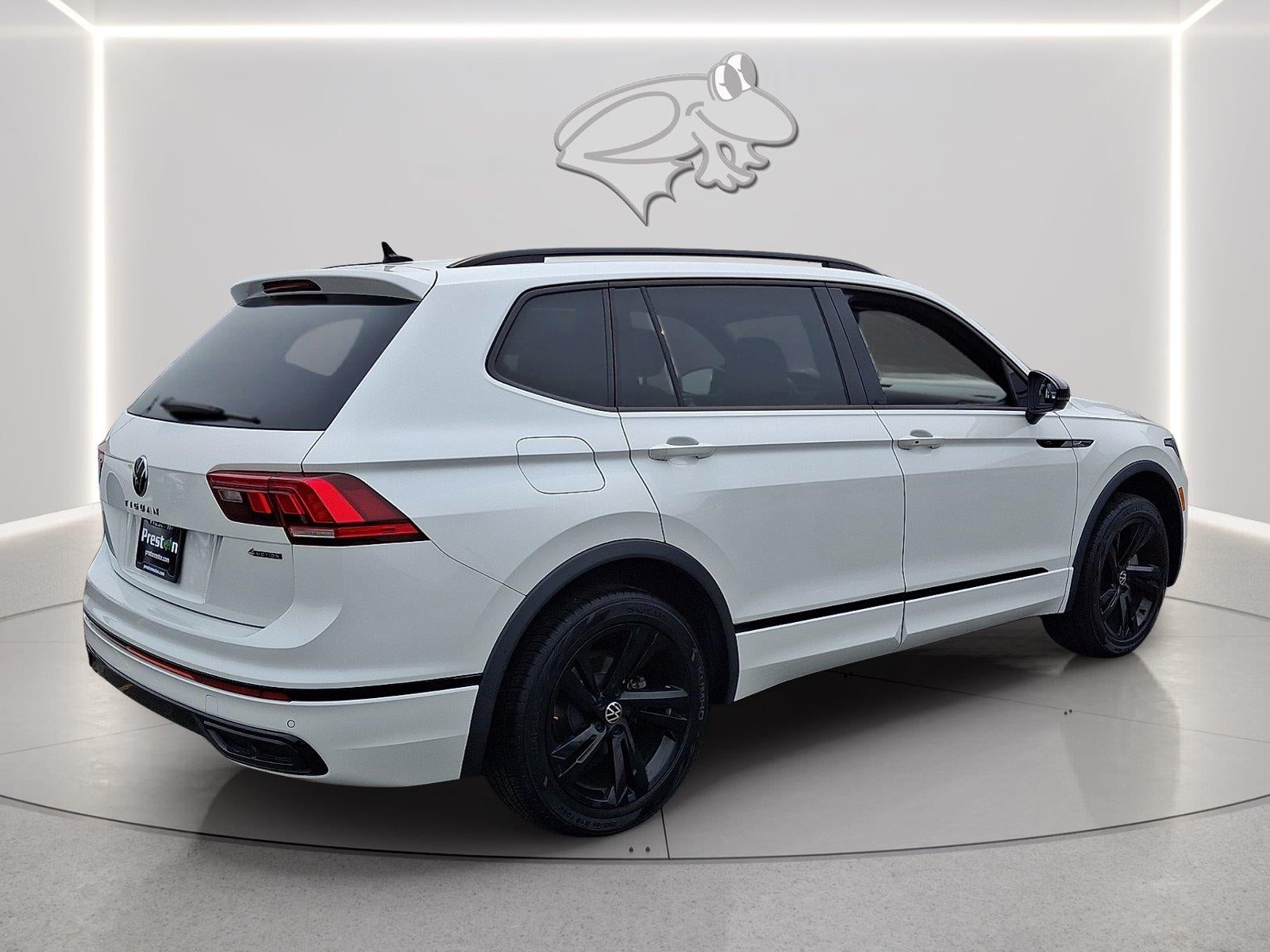 2024 Volkswagen Tiguan SE R-Line Black