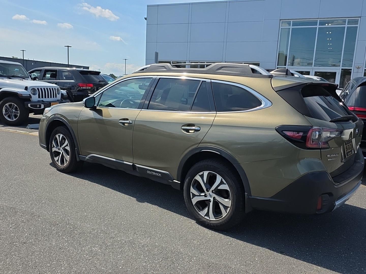 2022 Subaru Outback Touring