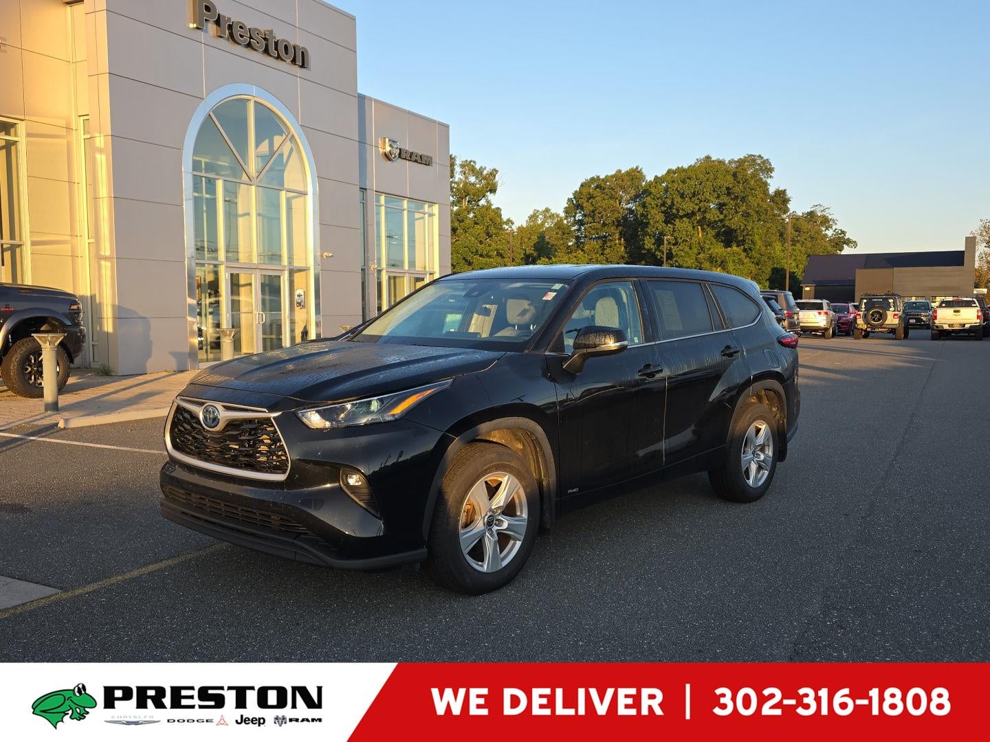 2022 Toyota Highlander Hybrid LE