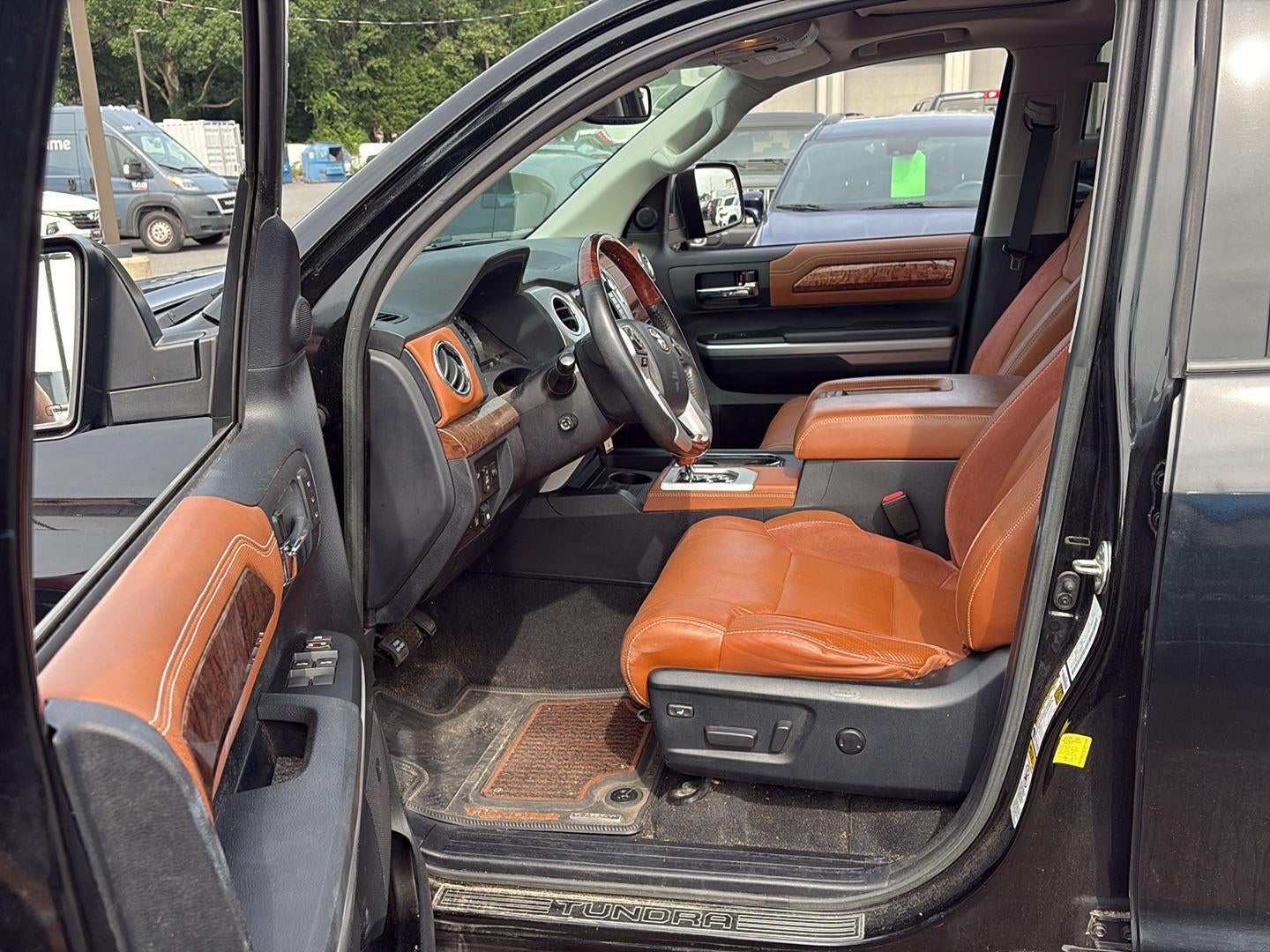 2017 Toyota Tundra Platinum