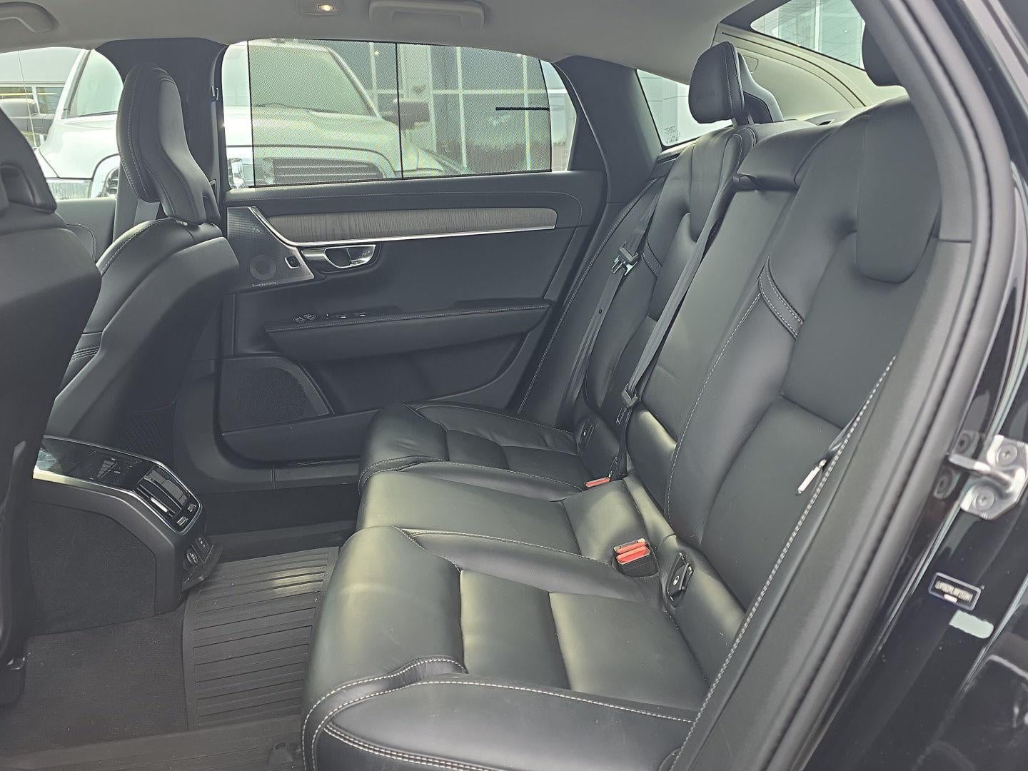 2022 Volvo S90 Inscription B6