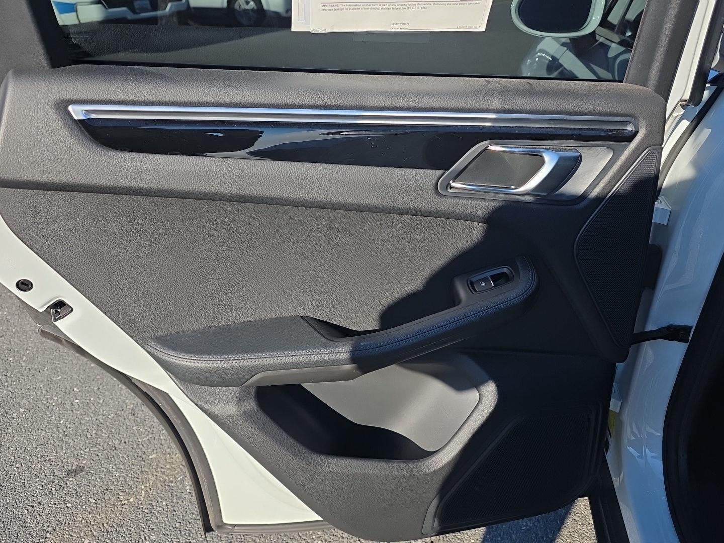 2017 Porsche Macan S