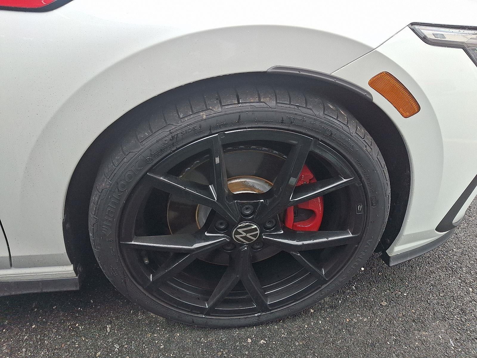 2024 Volkswagen Golf GTI 380 SE