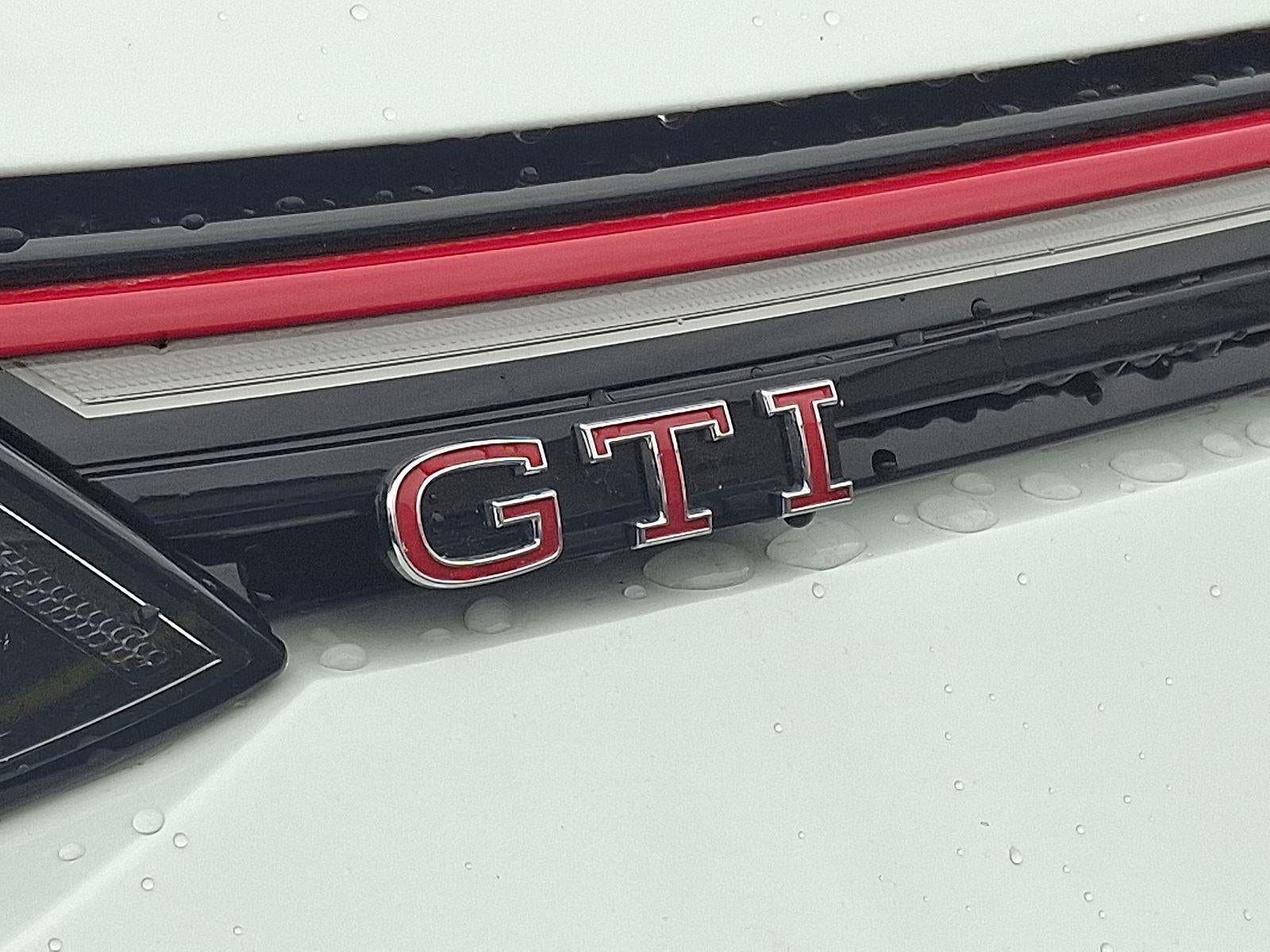 2024 Volkswagen Golf GTI 380 SE