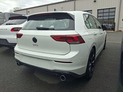 2024 Volkswagen Golf GTI 380 SE