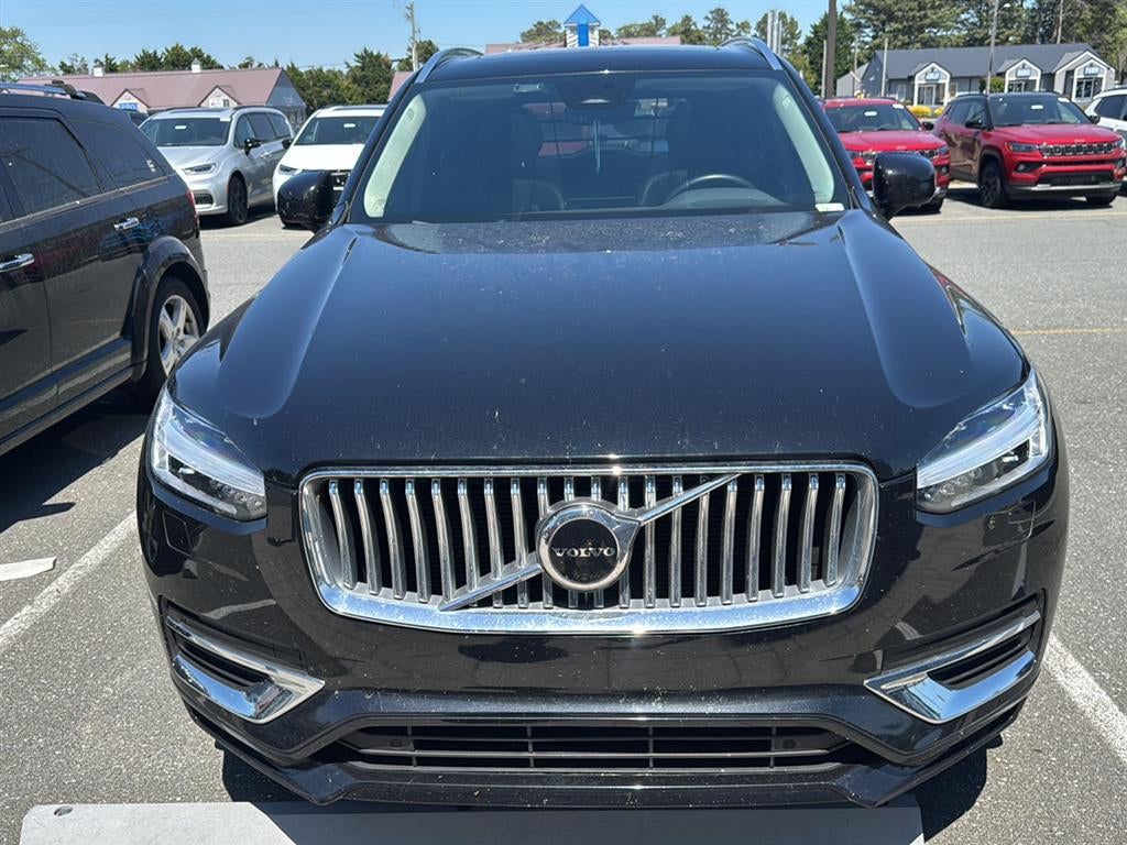 2023 Volvo XC90 Base