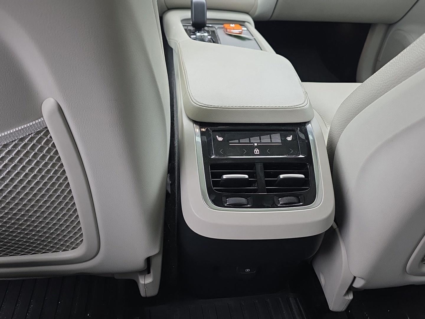 2023 Volvo Xc90 Core